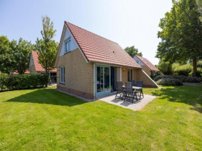 Villa with garden, 19 km from Hoorn